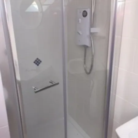 Teach Beag Cois Tra Apartament *