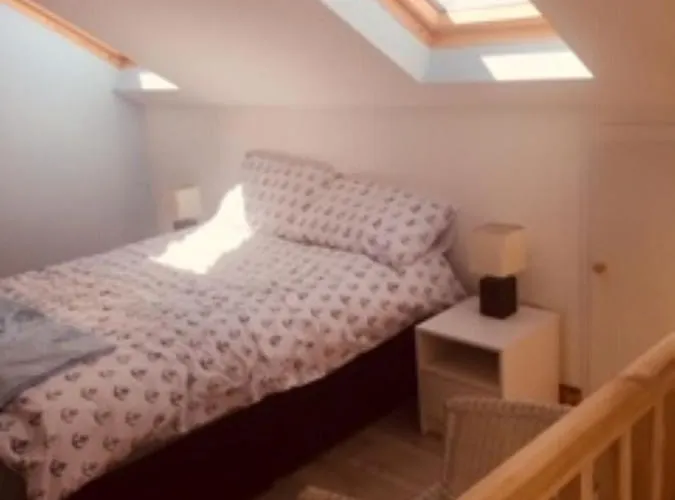 Teach Beag Cois Tra * Милтаун-Малбей